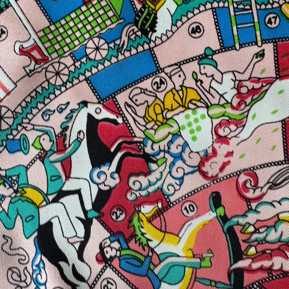 Luxury Designer-Style Silk Scarf 90cm - Picture 9 of 12